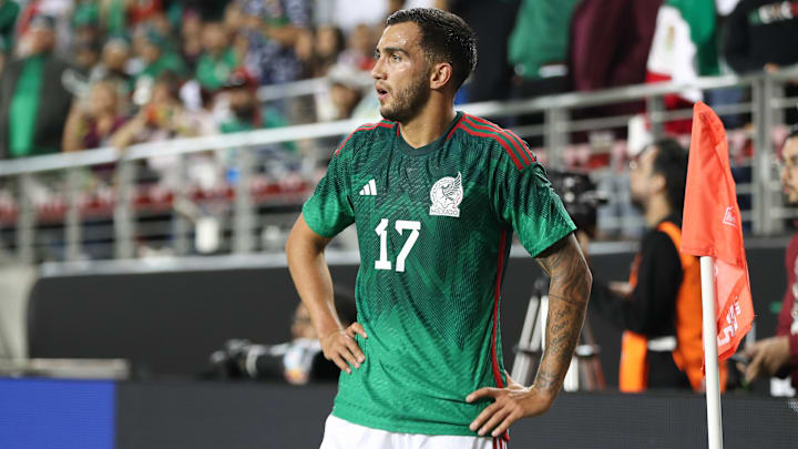 Luis Chávez lamentando la remontada de Colombia sobre México.