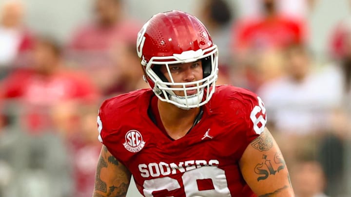 Oklahoma Sooners offensive lineman Jake Maikkula (69) during the game against the Illinois State Redbirds at Gaylord Family-Oklahoma Memorial Stadium.