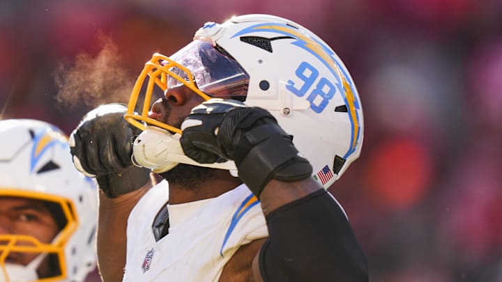 Washington Commanders edge rusher Odafe Oweh Washington Commanders edge rusher Odafe Oweh