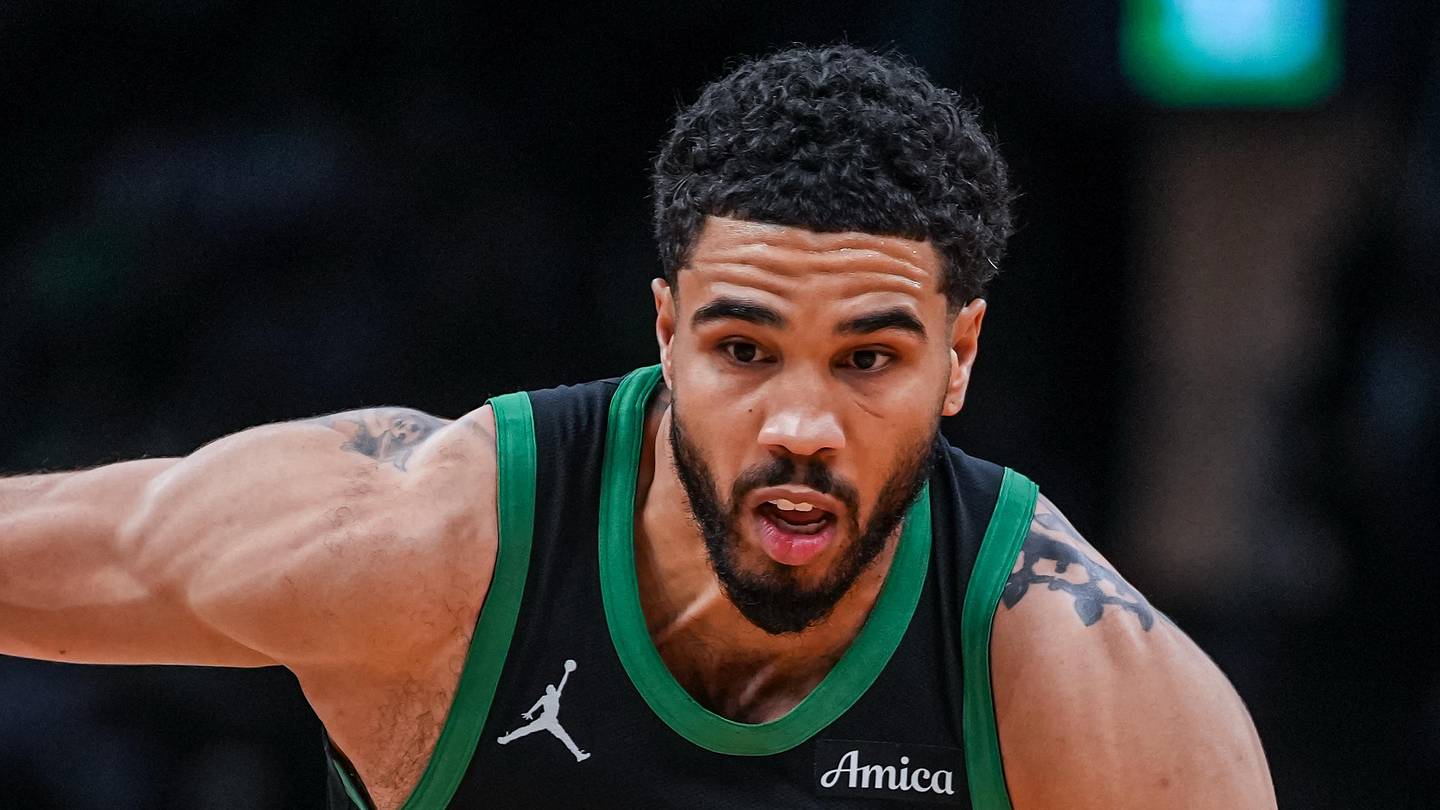 Obvious Jayson Tatum tweak would kickstart Celtics' playoff offense