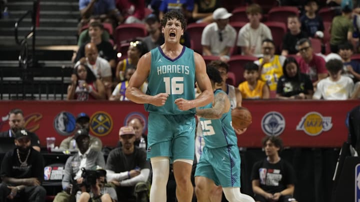 Charlotte Hornets, PJ Hall