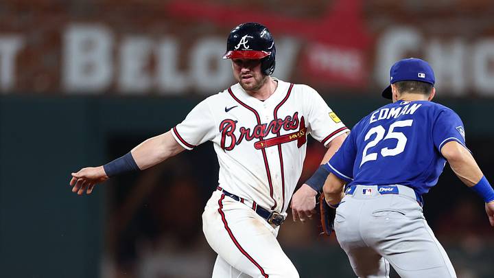 Aug 26, 2026; Cumberland, Georgia, USA; Atlanta Braves left fielder Lane Thomas (20) steals second base against the Los Angeles Dodgers in the seventh inning at Truist Park. Mandatory Credit: Colin Hubbard-Imagn Images Aug 26, 2026; Cumberland, Georgia, USA; Atlanta Braves left fielder Lane Thomas (20) steals second base against the Los Angeles Dodgers in the seventh inning at Truist Park. Mandatory Credit: Colin Hubbard-Imagn Images