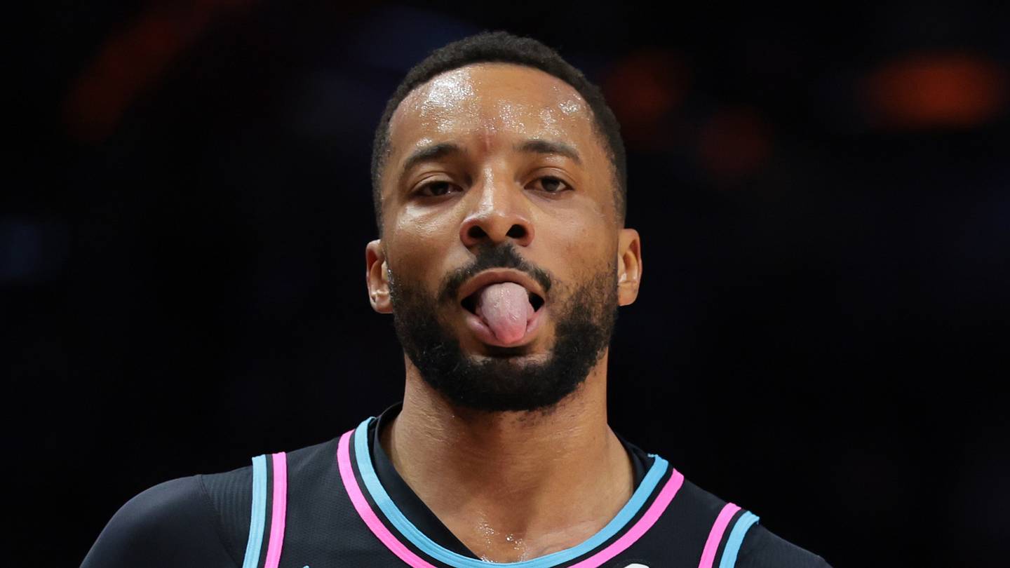 Bulls' Norman Powell dilemma could solve itself after brutal first month