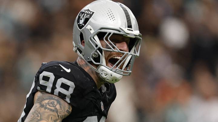 Las Vegas Raiders DE Maxx Crosby (98) Las Vegas Raiders DE Maxx Crosby (98)