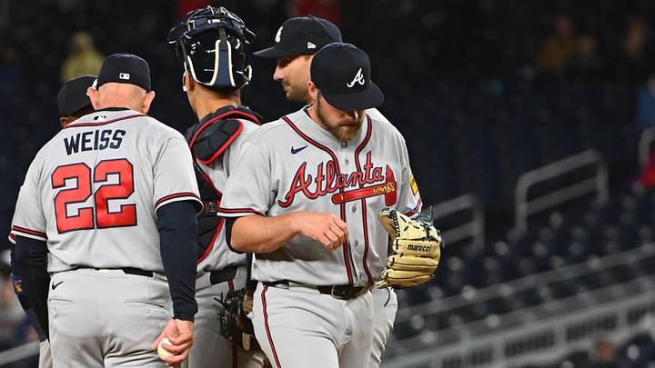 Apr 20, 2026; Washington, District of Columbia, USA; Atlanta Braves pitcher Bryce Elder (55) is removed from the game by manager Walt Weiss (22) during the seventh inning against the Washington Nationals at Nationals Park. Mandatory Credit: Brad Mills-Imagn Images