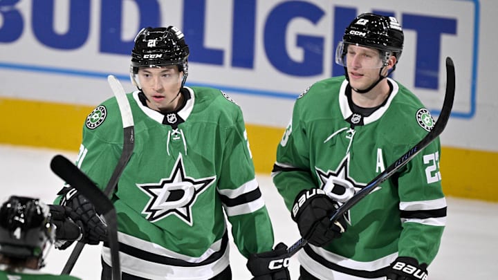 Feb 4, 2026; Dallas, Texas, USA; Dallas Stars left wing Jason Robertson (21) and center Wyatt Johnston (53) and right wing Mikko Rantanen (96) and defenseman Miro Heiskanen (4) and defenseman Esa Lindell (23) celebrates after Robertson scores a goal against the St. Louis Blues during the first period at the American Airlines Center. Mandatory Credit: Jerome Miron-Imagn Images