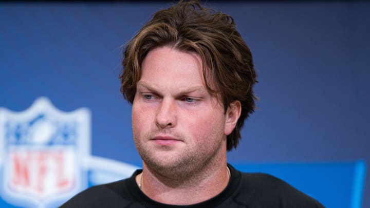 Clemson offensive lineman Blake Miller