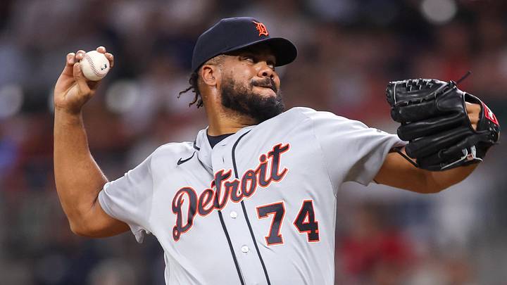 Apr 29, 2026; Atlanta, Georgia, USA; Detroit Tigers relief pitcher Kenley Jansen (74) throws against the Atlanta Braves in the ninth inning at Truist Park. Mandatory Credit: Brett Davis-Imagn Images Apr 29, 2026; Atlanta, Georgia, USA; Detroit Tigers relief pitcher Kenley Jansen (74) throws against the Atlanta Braves in the ninth inning at Truist Park. Mandatory Credit: Brett Davis-Imagn Images