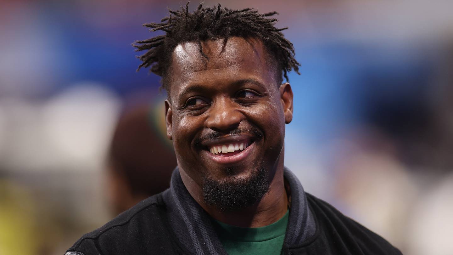 Oregon Legend Jonathan Stewart Drops Three Massive Predictions for the Ducks