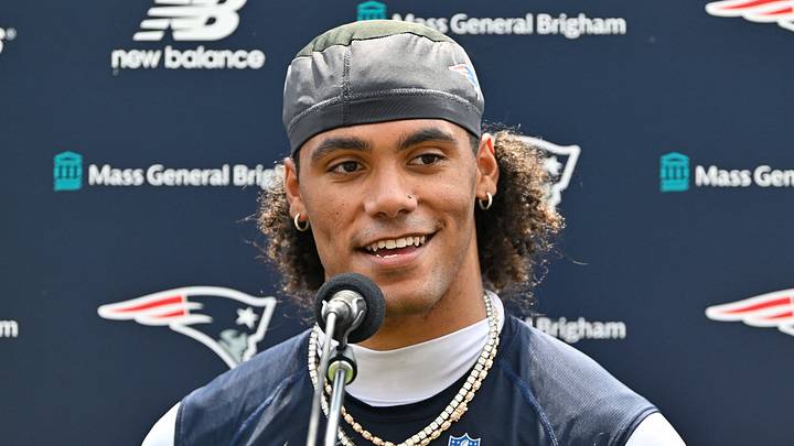 New England Patriots cornerback Christian Gonzalez (0).