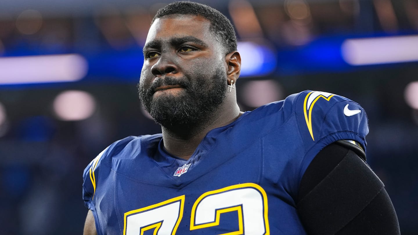 Chargers Are Serving Mekhi Becton Up on a Silver Platter to Eagles