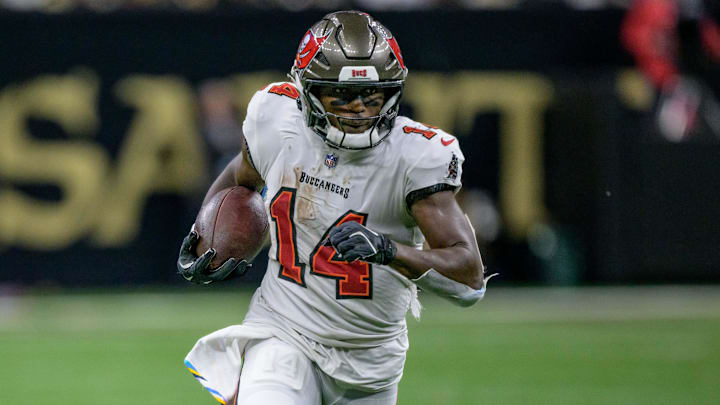 Tampa Bay Buccaneers wide receiver Chris Godwin (14) runs in for a touchdown during the third quarter against the New Orleans Saints at Caesars Superdome. Tampa Bay Buccaneers wide receiver Chris Godwin (14) runs in for a touchdown during the third quarter against the New Orleans Saints at Caesars Superdome.
