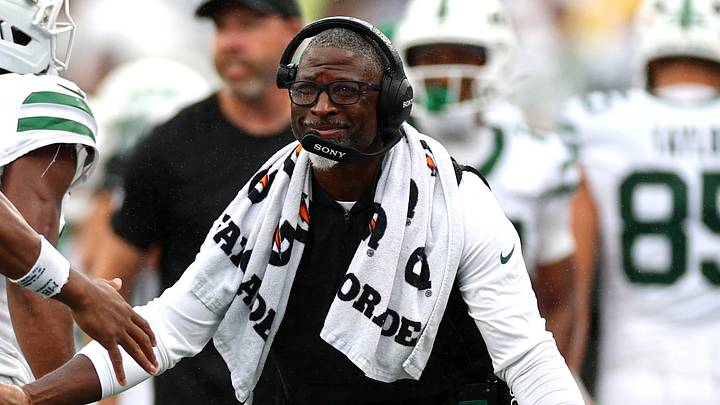 New York Jets head coach Aaron Glenn New York Jets head coach Aaron Glenn