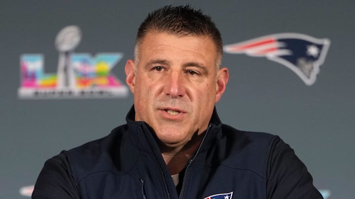 Feb 5, 2026; Santa Clara, CA, USA; New England Patriots head coach Mike Vrabel talks to media members at the Santa Clara Marriott. Mandatory Credit: Darren Yamashita-Imagn Images