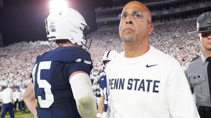 Sep 27, 2025; University Park, Pennsylvania, USA; Penn State Nittany Lions head coach James Franklin and quarterback Drew Allar (15) react after losing to the Oregon Ducks at Beaver Stadium. Mandatory Credit: James Lang-Imagn Images Sep 27, 2025; University Park, Pennsylvania, USA; Penn State Nittany Lions head coach James Franklin and quarterback Drew Allar (15) react after losing to the Oregon Ducks at Beaver Stadium. Mandatory Credit: James Lang-Imagn Images