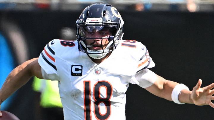 Chicago Bears quarterback Caleb Williams (18). Chicago Bears quarterback Caleb Williams (18).