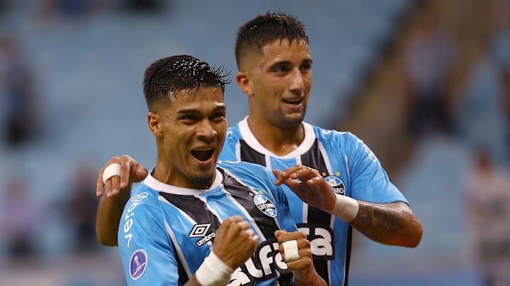 Vitoria x Gremio duelam pelo Brasileirão Série A