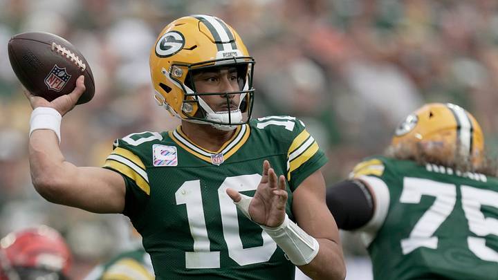 With Sean Rhyan protecting, Green Bay Packers quarterback Jordan Love (10) throws a pass against the Cincinnati Bengals. With Sean Rhyan protecting, Green Bay Packers quarterback Jordan Love (10) throws a pass against the Cincinnati Bengals.