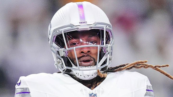 Dec 16, 2024; Minneapolis, Minnesota, USA; Minnesota Vikings running back Aaron Jones (33) warms up before the game against the Chicago Bears at U.S. Bank Stadium. Mandatory Credit: Brad Rempel-Imagn Images Dec 16, 2024; Minneapolis, Minnesota, USA; Minnesota Vikings running back Aaron Jones (33) warms up before the game against the Chicago Bears at U.S. Bank Stadium. Mandatory Credit: Brad Rempel-Imagn Images