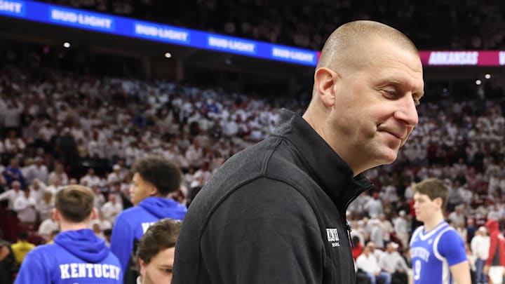 Jan 31, 2026; Fayetteville, Arkansas, USA; Kentucky Wildcats head coach Mark Pope shakes hands with Arkansas Razorbacks head coach John Calipari prior to the game at Bud Walton Arena. Kentucky won 85-77. Mandatory Credit: Nelson Chenault-Imagn Images Jan 31, 2026; Fayetteville, Arkansas, USA; Kentucky Wildcats head coach Mark Pope shakes hands with Arkansas Razorbacks head coach John Calipari prior to the game at Bud Walton Arena. Kentucky won 85-77. Mandatory Credit: Nelson Chenault-Imagn Images