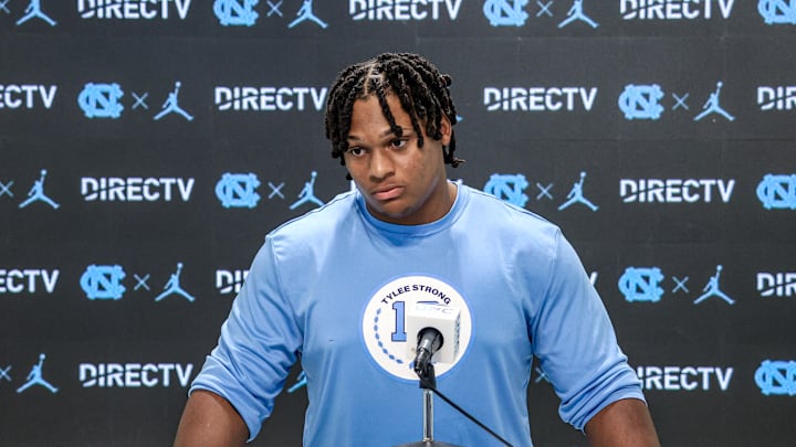North Carolina defensive lineman Leroy Jackson
