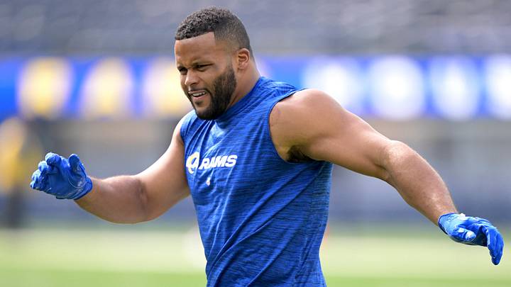 Los Angeles Rams defensive tackle Aaron Donald (99)