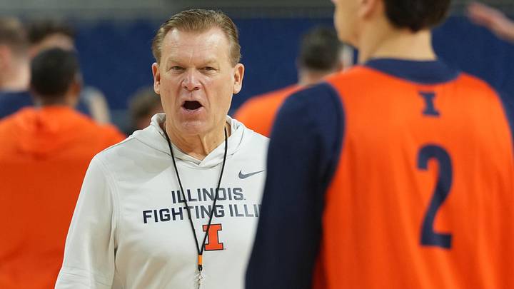 Apr 3, 2026; Indianapolis, IN, USA; Illinois Fighting Illini head coach Brad Underwood directs players during a practice session ahead of the Final Four of the men's 2026 NCAA Tournament at Lucas Oil Stadium. Mandatory Credit: Robert Deutsch-Imagn Images Apr 3, 2026; Indianapolis, IN, USA; Illinois Fighting Illini head coach Brad Underwood directs players during a practice session ahead of the Final Four of the men's 2026 NCAA Tournament at Lucas Oil Stadium. Mandatory Credit: Robert Deutsch-Imagn Images