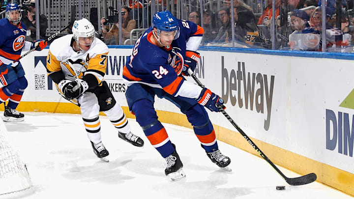 Pittsburgh Penguins v New York Islanders