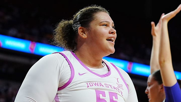 Audi Crooks recorded her fifth career 40-point game to end the 2025-26 season.