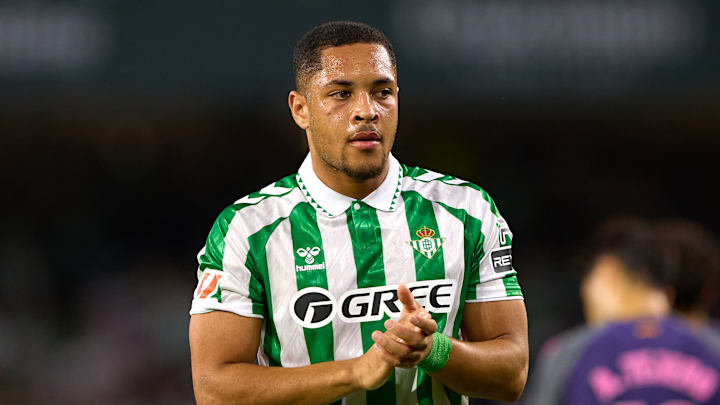 Vitor Roque é a grande novidade do Betis para 2024/25