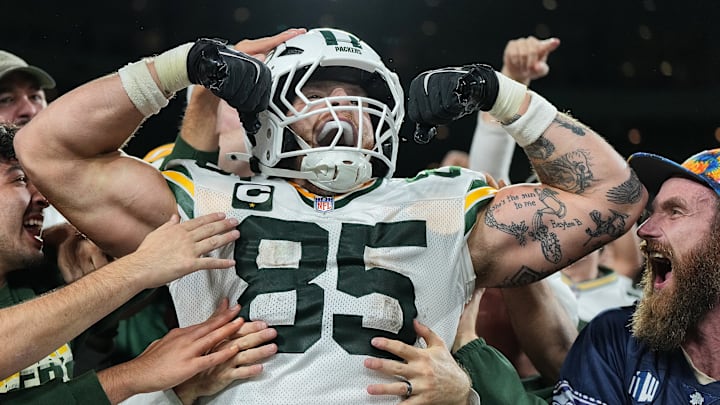 Packers tight end Tucker Kraft had a career night to lead Green Bay to a 27–18 win over the Commanders.