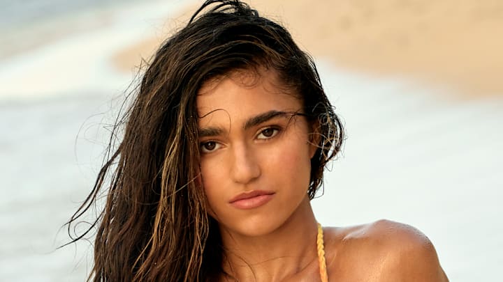 Rayna Vallandingham was photographed by Yu Tsai in Jamaica. 