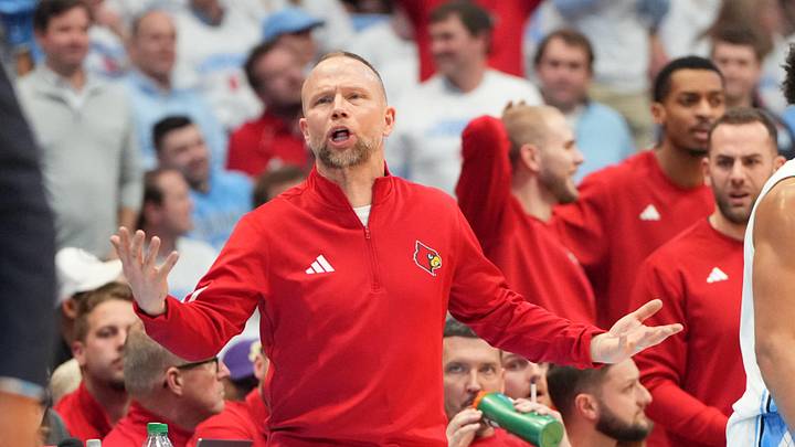 Feb 23, 2026; Chapel Hill, North Carolina, USA; Louisville Cardinals head coach Pat Kelsey reacts in the second half at Dean E. Smith Center. Mandatory Credit: Bob Donnan-Imagn Images Feb 23, 2026; Chapel Hill, North Carolina, USA; Louisville Cardinals head coach Pat Kelsey reacts in the second half at Dean E. Smith Center. Mandatory Credit: Bob Donnan-Imagn Images