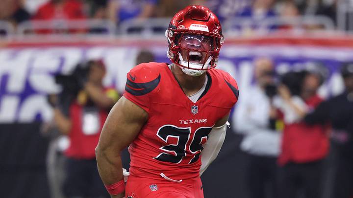 Houston Texans linebacker Henry To'oTo'o (39) Houston Texans linebacker Henry To'oTo'o (39)