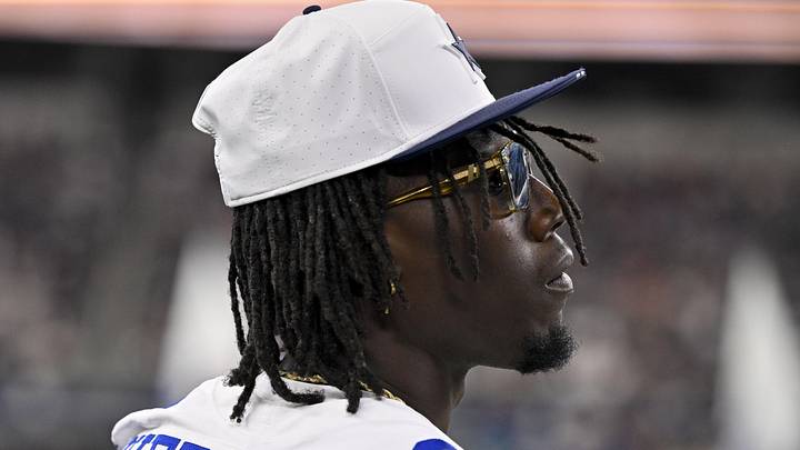 Dallas Cowboys linebacker DeMarvion Overshown Dallas Cowboys linebacker DeMarvion Overshown