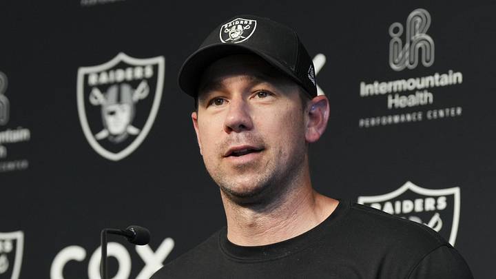 May 20, 2026; Henderson, NV, USA; Las Vegas Raiders head coach Klint Kubiak speaks during a news conference during organized team activities at Intermountain Health Performance Center. Mandatory Credit: Candice Ward-Imagn Images May 20, 2026; Henderson, NV, USA; Las Vegas Raiders head coach Klint Kubiak speaks during a news conference during organized team activities at Intermountain Health Performance Center. Mandatory Credit: Candice Ward-Imagn Images