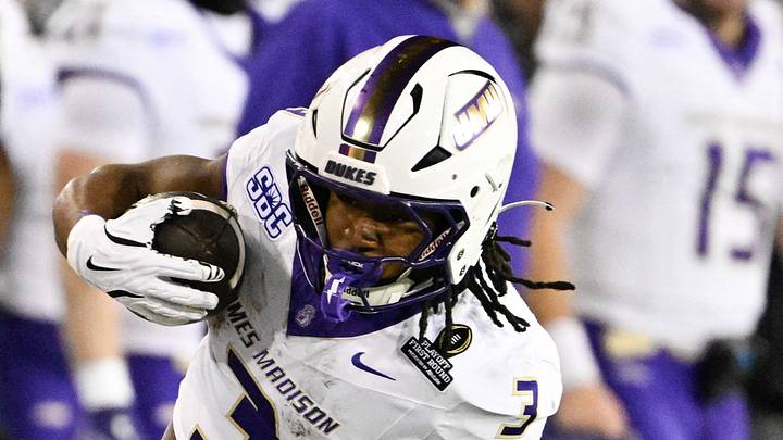 Dec 20, 2025; Eugene, OR, USA; James Madison Dukes running back Wayne Knight (3) rushes during the second quarter against the Oregon Ducks at Autzen Stadium. Mandatory Credit: Troy Wayrynen-Imagn Images Dec 20, 2025; Eugene, OR, USA; James Madison Dukes running back Wayne Knight (3) rushes during the second quarter against the Oregon Ducks at Autzen Stadium. Mandatory Credit: Troy Wayrynen-Imagn Images