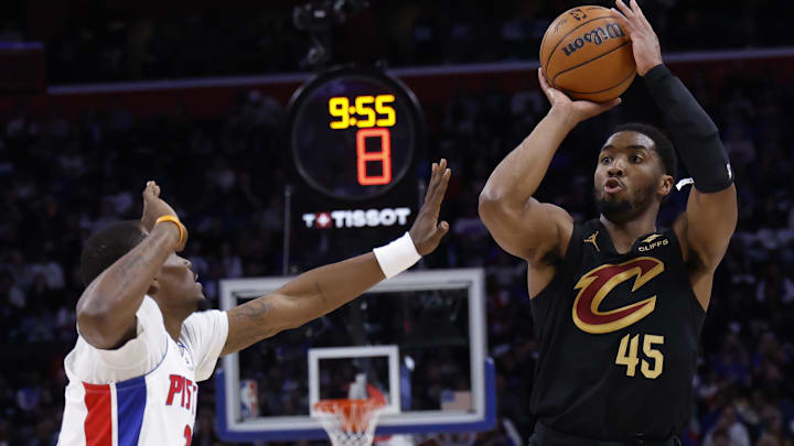 May 7, 2026; Detroit, Michigan, USA; Cleveland Cavaliers guard Donovan Mitchell (45) shoots on Detroit Pistons guard Javonte Green (31) in the first half during game two of the second round of the 2026 NBA Playoffs at Little Caesars Arena. Mandatory Credit: Rick Osentoski-Imagn Images May 7, 2026; Detroit, Michigan, USA; Cleveland Cavaliers guard Donovan Mitchell (45) shoots on Detroit Pistons guard Javonte Green (31) in the first half during game two of the second round of the 2026 NBA Playoffs at Little Caesars Arena. Mandatory Credit: Rick Osentoski-Imagn Images