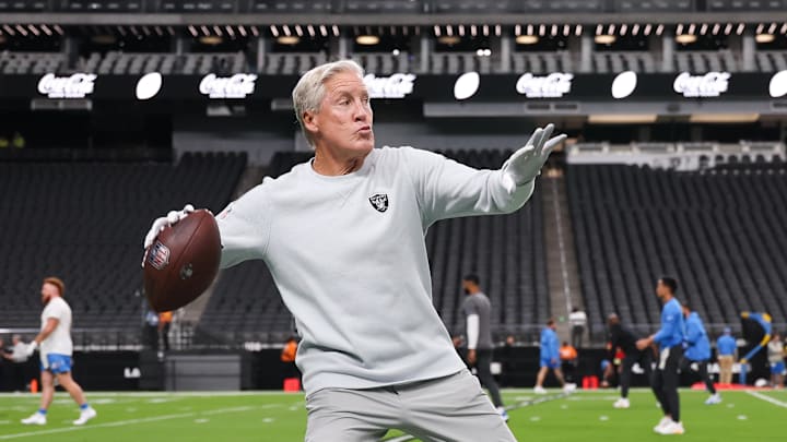 Sep 15, 2025; Paradise, Nevada, USA; Las Vegas Raiders head coach Pete Carroll throws a ball before the game against the Los Angeles Chargers at Allegiant Stadium. Mandatory Credit: Kiyoshi Mio-Imagn Images Sep 15, 2025; Paradise, Nevada, USA; Las Vegas Raiders head coach Pete Carroll throws a ball before the game against the Los Angeles Chargers at Allegiant Stadium. Mandatory Credit: Kiyoshi Mio-Imagn Images