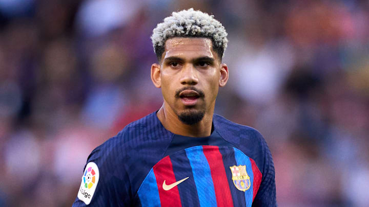 Ronald Araujo invite Lionel Messi à revenir au FC Barcelone