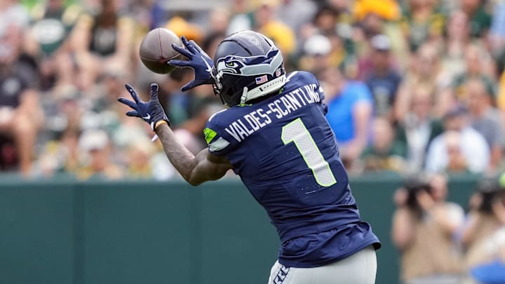 Seattle Seahawks wide receiver Marquez Valdes-Scantling catches a pass against the Green Bay Packers. Seattle Seahawks wide receiver Marquez Valdes-Scantling catches a pass against the Green Bay Packers.