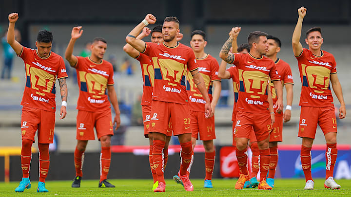Pumas estrenó un nuevo jersey en homenaje a la pista de atletismo del Olímpico Universitario.