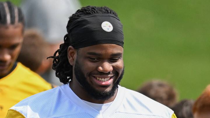 Pittsburgh Steelers offensive tackle Max Iheanachor