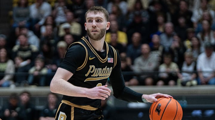 Purdue Boilermakers guard Braden Smith (3) dribbles the ball.