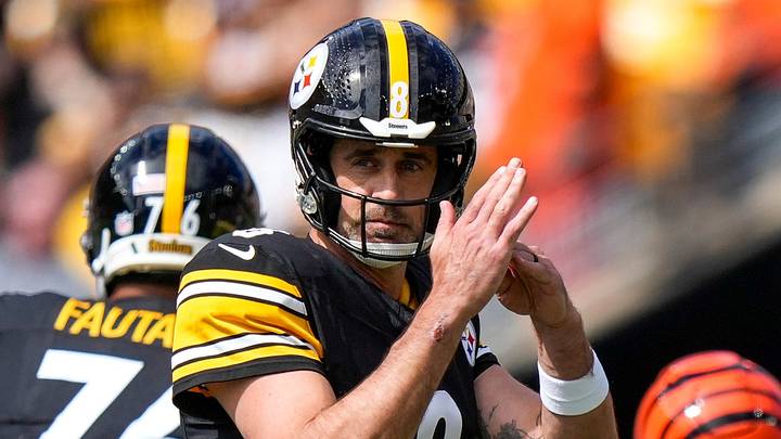 Pittsburgh Steelers quarterback Aaron Rodgers Pittsburgh Steelers quarterback Aaron Rodgers