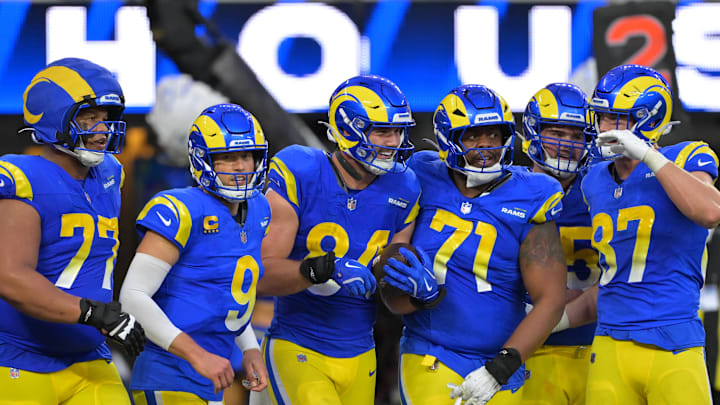 Jan 4, 2026; Inglewood, California, USA;  Los Angeles Rams tight end Colby Parkinson (84) reacts with teammates after a touchdown catch against the Arizona Cardinals during the second half at SoFi Stadium. Mandatory Credit: Jayne Kamin-Oncea-Imagn Images