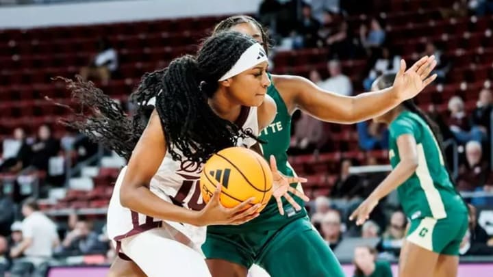 Mississippi State Guard Jaylah Lampley (#10) during the game between the UNC-Charlotte 49ers and the Mississippi State Bulldogs at Humphrey Coliseum in Starkville, MS. Mississippi State Guard Jaylah Lampley (#10) during the game between the UNC-Charlotte 49ers and the Mississippi State Bulldogs at Humphrey Coliseum in Starkville, MS.