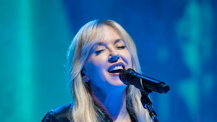 Liz Phair performs At the Masonic