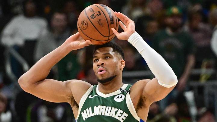 Milwaukee Bucks forward Giannis Antetokounmpo (34) reacts in the fourth quarter against the Phoenix Suns at Fiserv Forum on April 1, 2025.