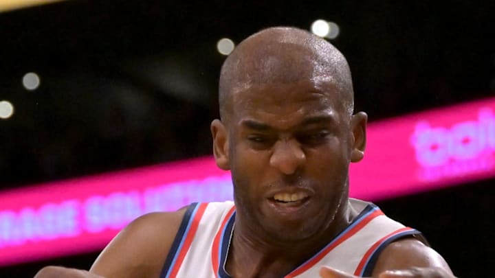 Los Angeles Clippers guard Chris Paul beats Los Angeles Lakers guard Marcus Smart.